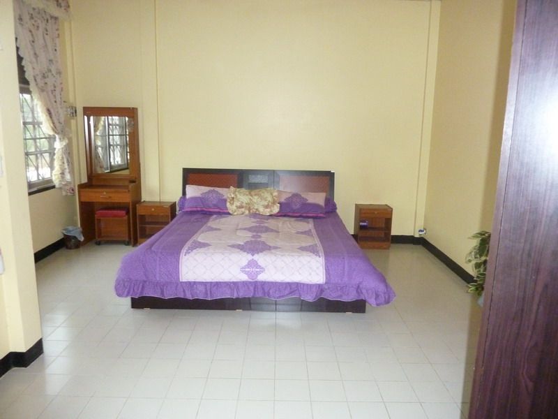 Nong Yai 6